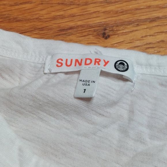 Sundry White Ruffle Sleeve Burnout Teeshirt Size 1 (US SMALL) EUC - Picture 2 of 7